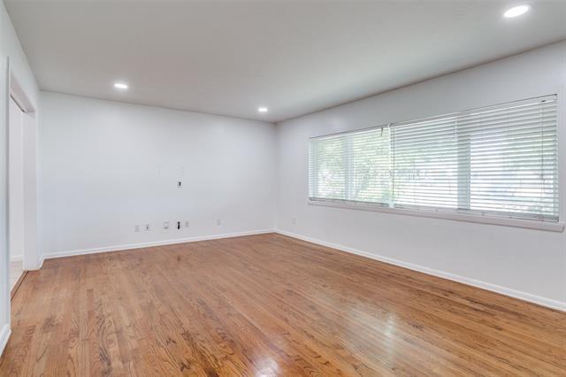 Photo - 6418 E Lovers Ln