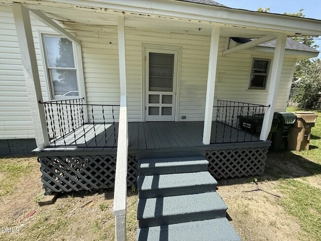 336 W Front St