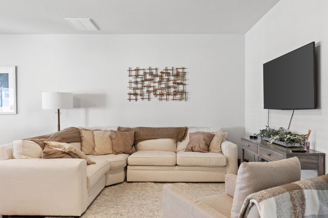 Photo - 4686 Wildaire Ln