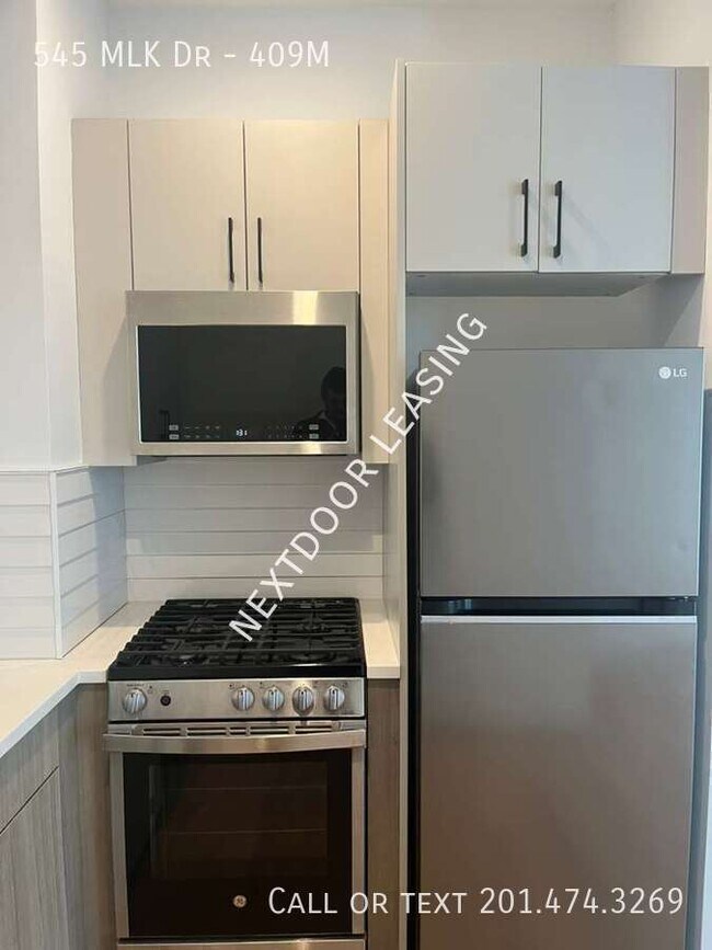 Building Photo - 545 MLK Dr-409M Unit 409M