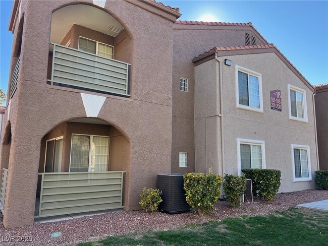 Photo - 2111 Sealion Dr Unidad 208