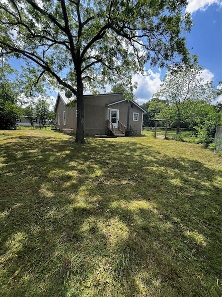 Photo - 210 Kean St