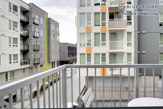 Photo - 12269 NE 12th Ln Unidad FL3-ID415