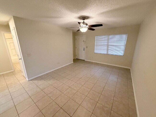 Photo - 2-bedroom, 1-bath half-duplex is move-in ready Unit 702