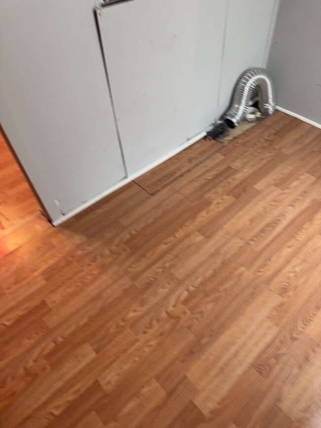 Photo - 261 Scott Ln