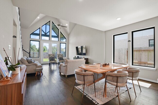 Photo - 29015 Laurel Grove Ln