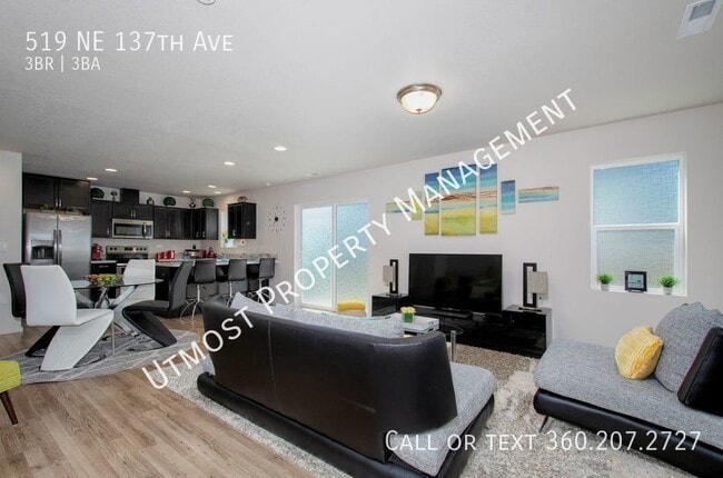 Photo - 519 NE 137th Ave