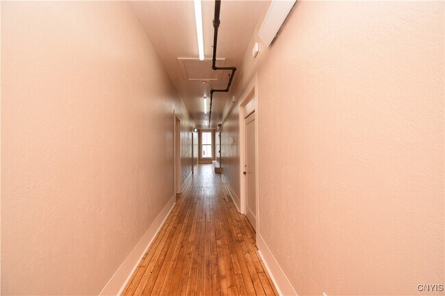 Photo - 170 Court St