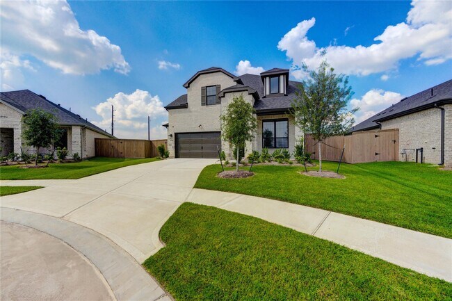 Photo - 25326 Loch Doon Dr