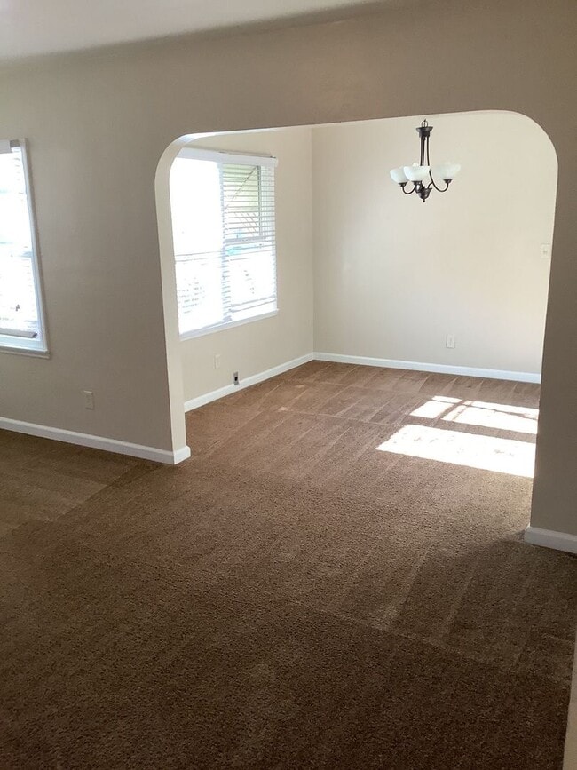 Photo - Cozy and Spacious 2-Bedroom House!