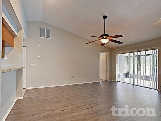 Photo - 4703 N Dawnmeadow Ct