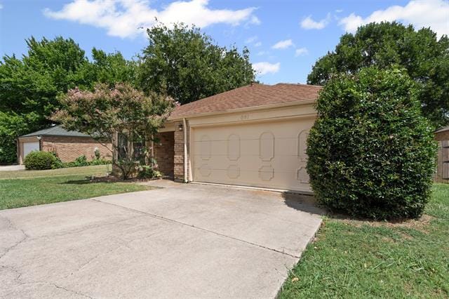 Photo - 841 Country Club Pl