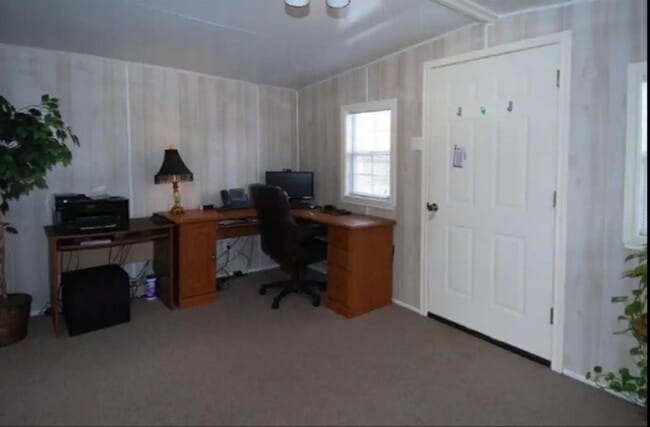 Photo - 302 Kingsport St