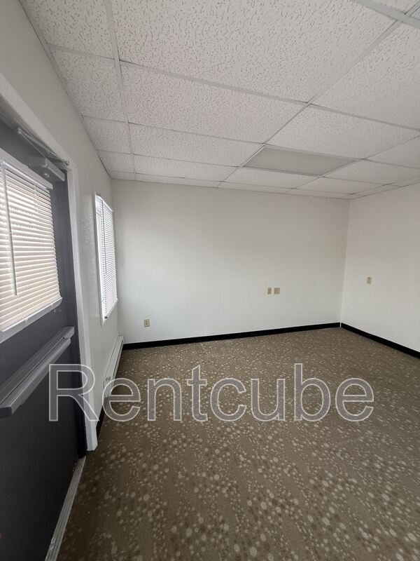 Photo - 1820 Radford Rd