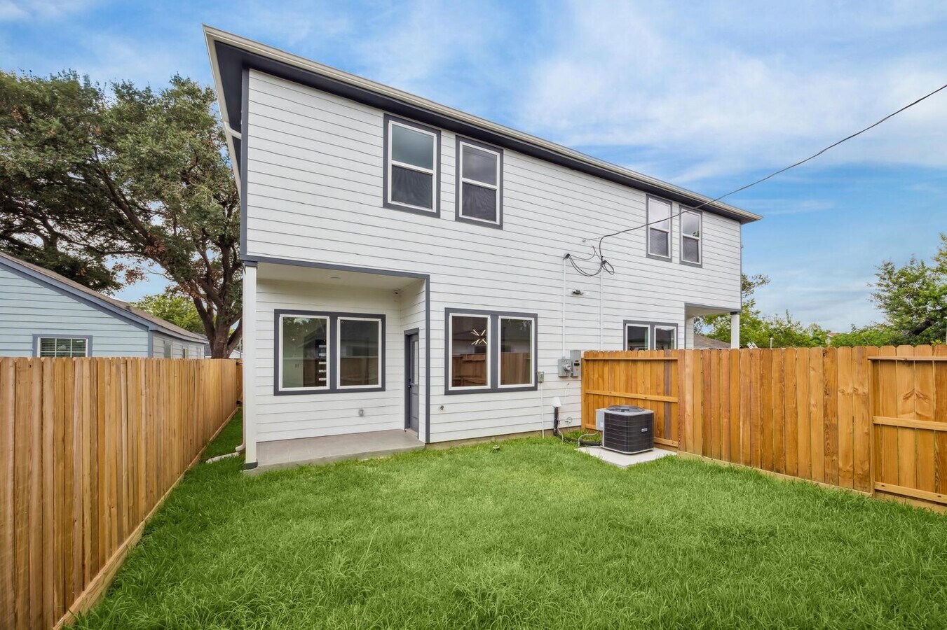 Photo - 3430 Mt Pleasant St
