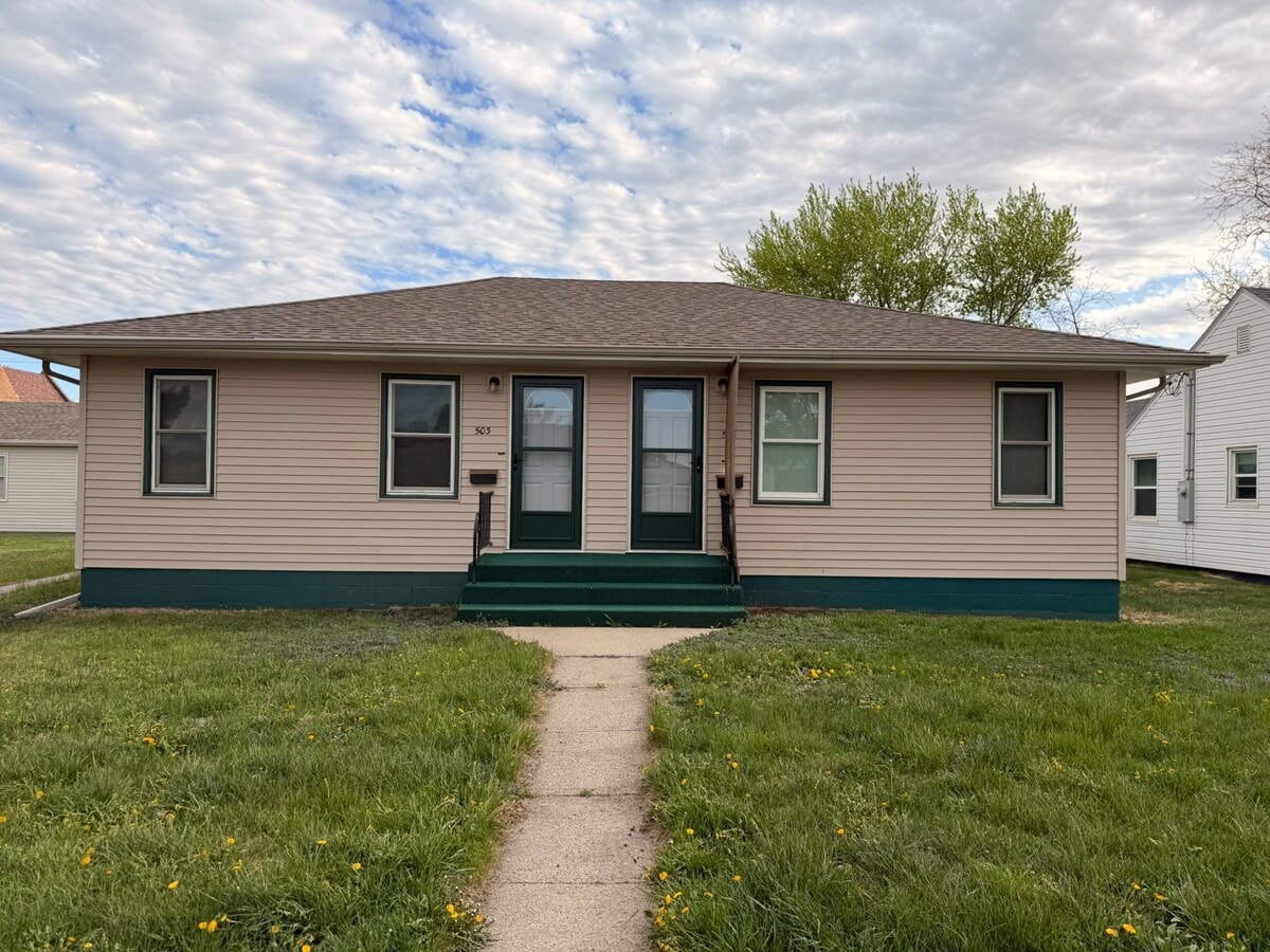 Photo - 505 W Phillip Ave