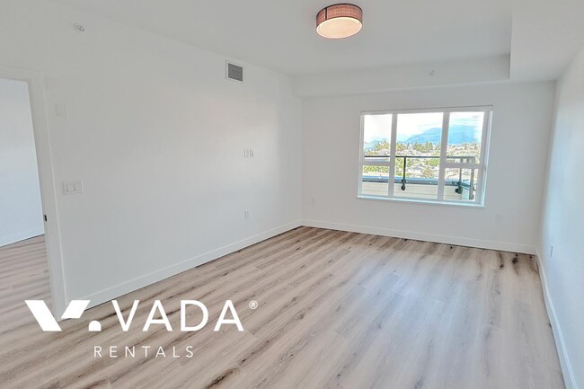 Photo - W Kingsway 2 Bed &amp; Flex Apartment Rental 601-3068 Kingsway Vancouver: VADAPM.com Unit 601