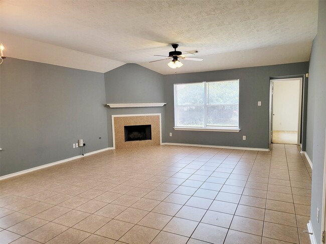 Building Photo - 12242 Noco Dr Rental