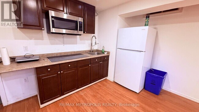 Photo - 1292 Ravencliffe Ct