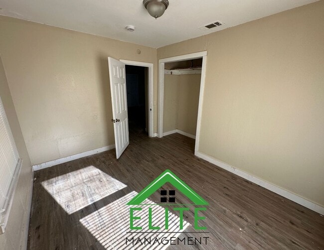 Photo - 3801 40th Ave