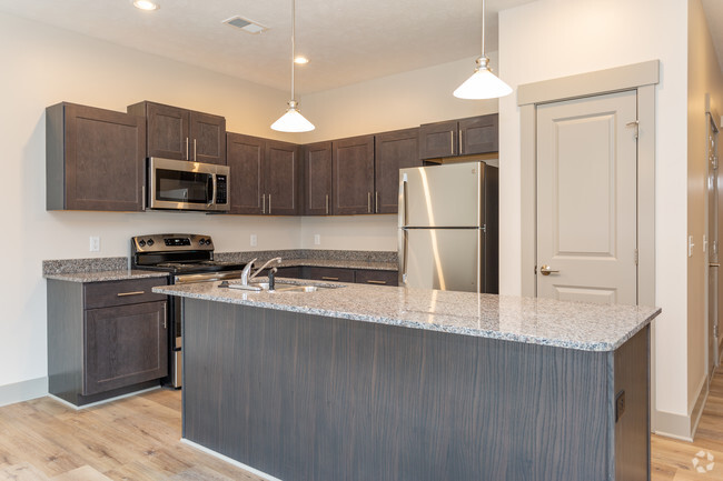 Adam's Ridge Apartments - Adam's Ridge Apartments