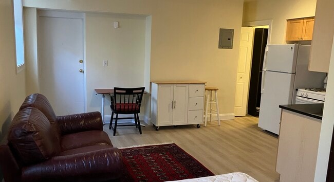 Photo - 16 Chauncy St Unit F