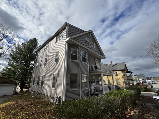 Photo - 41 Thorndike Rd Unit 3