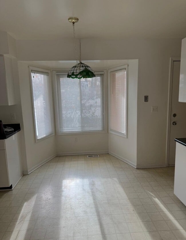 Photo - 33736 Hathaway