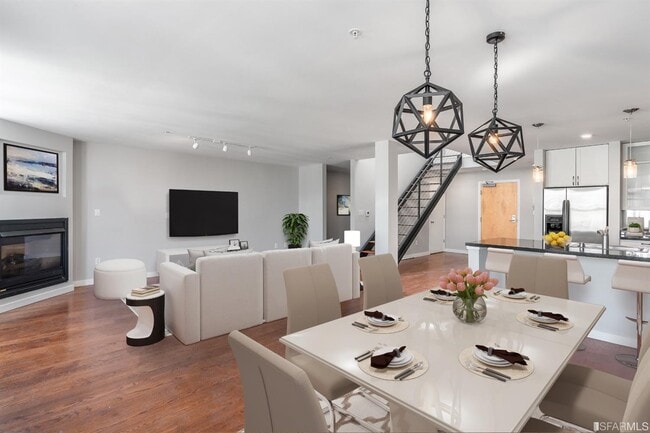 Photo - 1720 Clay St Condo