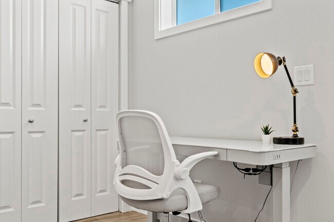 Photo - 813 N 2nd St