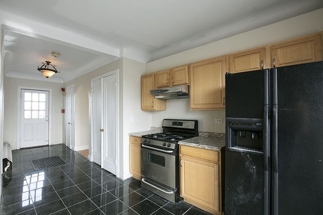 Photo - Scoville Manor Apartments