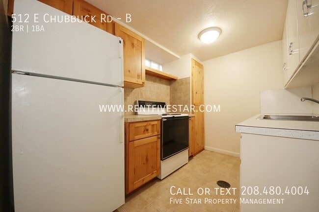 Photo - 512 E Chubbuck Rd