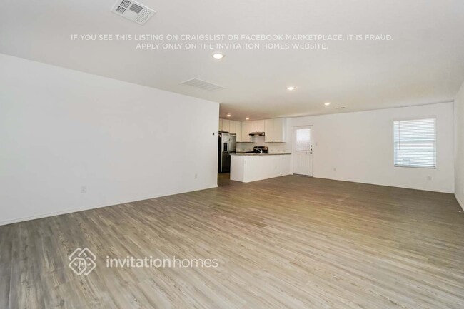 Photo - 10539 McClintock Dr