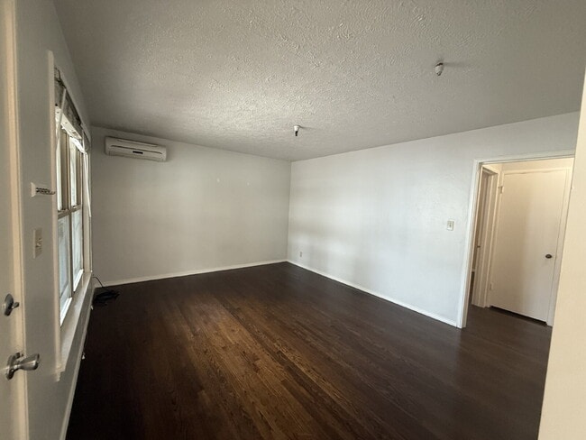 Photo - Cute 1 Bedroom 1 Bath in Midtown! Unit 6