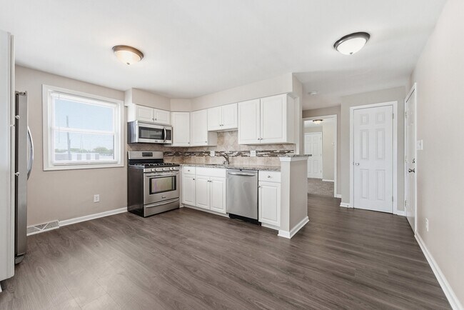Photo - 12865 Eureka Rd