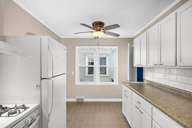 Photo - 5830 Lyndale Ave S Unidad 5830