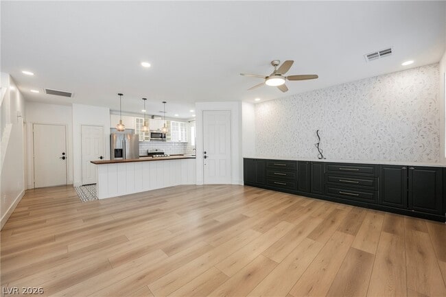 Photo - 9133 Alpine Grove Ave