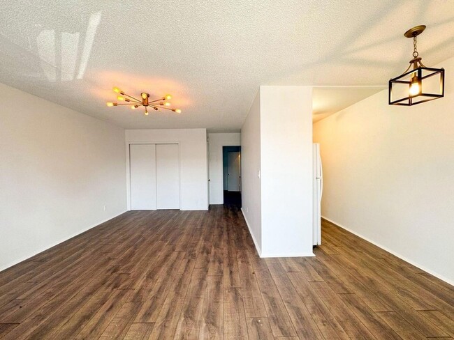 Building Photo - 1816 E Oakland Park Blvd Unit 78