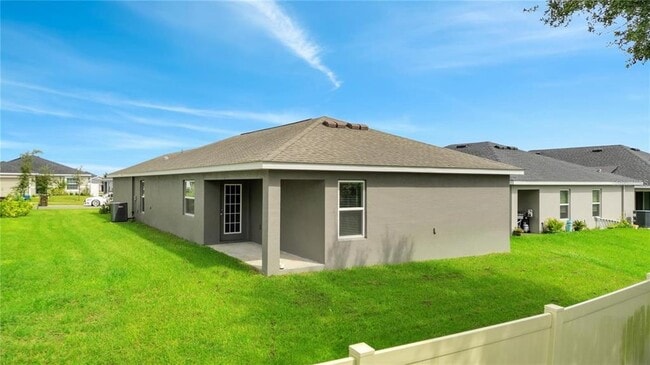 Photo - 4279 Swan St