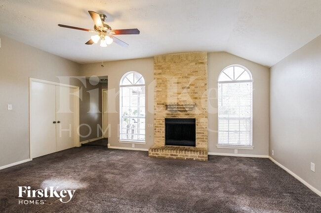 Photo - 15410 Pebble Lake Dr