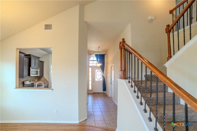 Photo - 6604 Katy Creek Ln