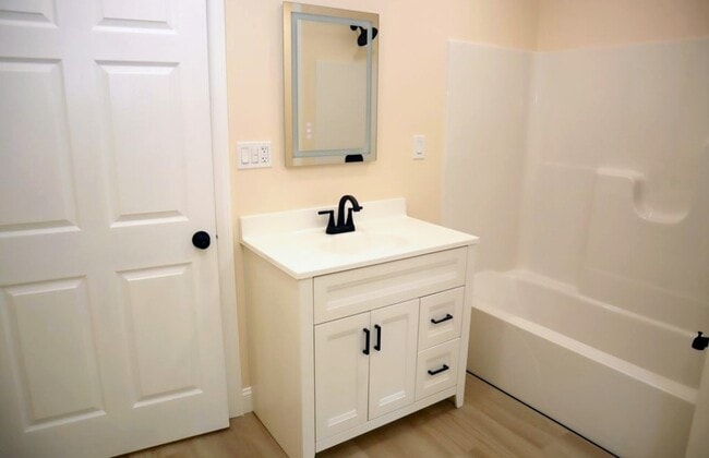 Photo - 615 White School House Rd