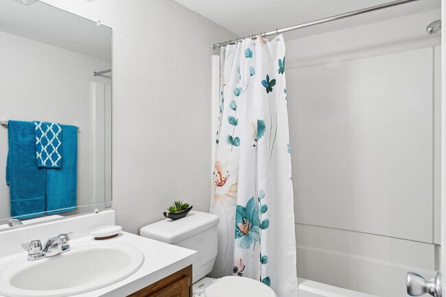 Serendipity 2BR, 2BA - 940SF - Primary Bathroom