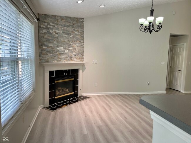 Photo - 1058 Sugar Maple Dr