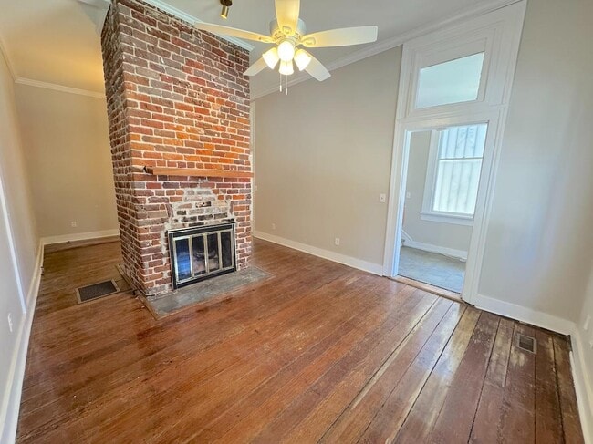 Photo - 414 Price St