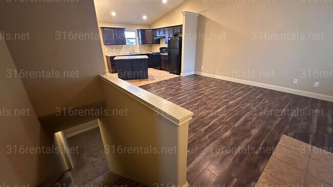 Photo - $1,850 - 4 bedroom / 3 bathrooms - Beautiful and Large Home! *COMING SOON* Unidad 5639 N Lycee Ct