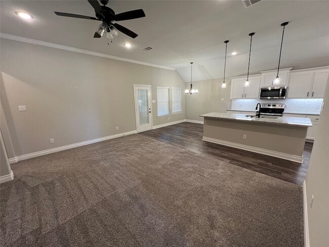 Photo - 805 Hardaway Ln