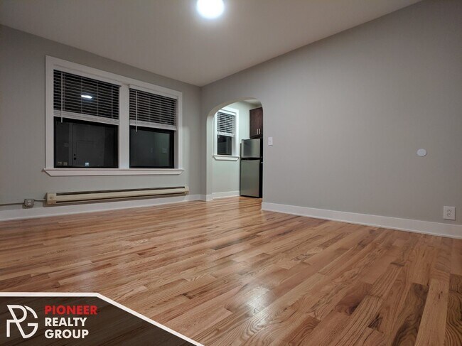 Photo - 4542 N Damen Ave Unit 212