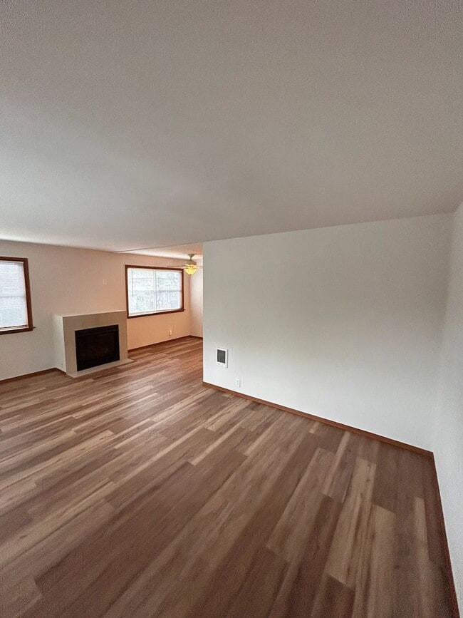 Photo - Segovia Building Unit 1