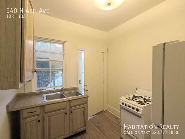 Photo - 540 N Ash Ave